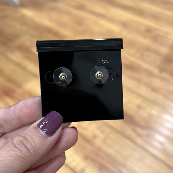 House of Harlow 1960 Starburst Earrings - Picture 3 of 5